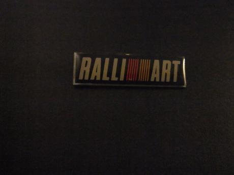 Ralliart high performance en motorsport divisie van Mitsubishi Motors ( ontwikkeling en voorbereiding van de rally- en off-road raceauto's)
